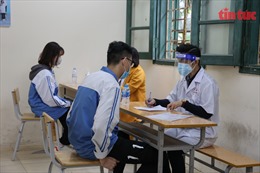 Học sinh THPT ở Hà Nội trở lại trường học trực tiếp từ ngày 6/12 