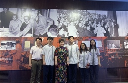 Giáo dục tư tưởng của Chủ tịch Hồ Chí Minh cho học sinh thông qua các sự kiện 