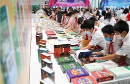 Nhà xuất bản Giáo dục Việt Nam công bố giá sách giáo khoa mới các lớp 4, 8, 11