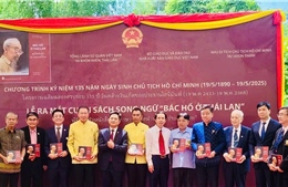 Ra mắt sách song ngữ ‘Bác Hồ ở Thái Lan’ 