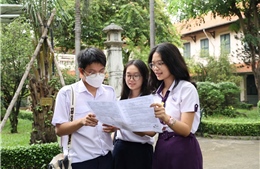 Đề Hóa học có sự phân hóa mạnh và yêu cầu thí sinh hiểu sâu sắc bản chất