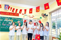 Tình yêu đất nước chảy dài qua những mảnh ghép mô hình &#39;Bác Hồ đọc bản Tuyên ngôn Độc lập trên Quảng trường Ba Đình&#39;