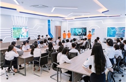 Trường Đại học FPT được Coursera vinh danh thành tựu xuất sắc đổi mới AI 
