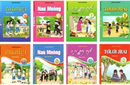 Biên soạn sách giáo khoa dân tộc: Vinh dự và trách nhiệm 