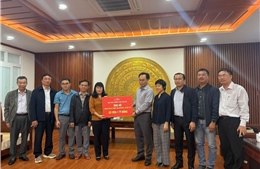 Đại học Quốc gia Hà Nội khảo sát đánh giá thiên tai và hỗ trợ khẩn cấp đồng bào vùng lũ 