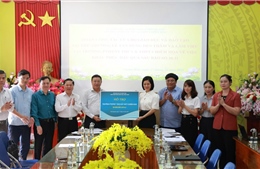 Nhà xuất bản Giáo dục Việt Nam cam kết đồng hành cùng học sinh và các trường học vùng bão lũ 