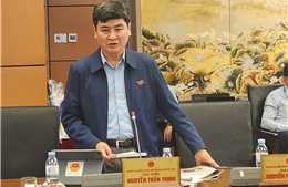 Nghị quyết 71: Phân cấp tuyển dụng nhà giáo đi cùng với giám sát 