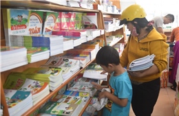 Sự ổn định của giáo dục bắt đầu từ việc lựa chọn một bộ sách giáo khoa