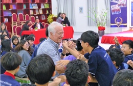 Cùng học sinh tìm hiểu kỹ năng sống thành công trong thời đại AI 