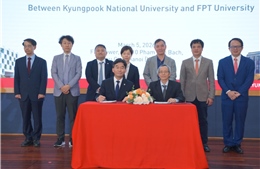 Bộ trưởng Giáo dục Hàn Quốc chứng kiến ký kết chương trình liên kết với Việt Nam