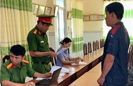 Thông tin về vụ buôn bán gần 80.000 cuốn sách giáo khoa giả tại Hậu Giang (cũ)