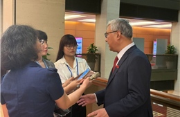 Mục tiêu tăng trưởng kinh tế hai con số là thách thức lớn 