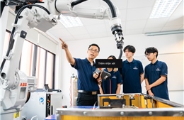 Lần đầu một đại học Việt Nam có giải thưởng đội ngũ lãnh đạo và quản lý xuất sắc 