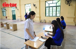 Tăng cường nhắc nhở thí sinh trước khi thi môn Toán lớp 10 Hà Nội