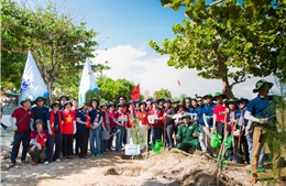 Chuyến tàu mang theo niềm tin xanh 