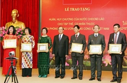 Trao tặng Huân chương, Huy chương của Nhà nước Lào cho Văn phòng Trung ương Đảng