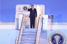 AP đưa tin cả thế giới hồi hộp theo dõi ngày họp đầu tiên Hội nghị thượng đỉnh Mỹ - Triều Tiên lần 2