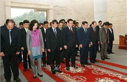 Phó Thủ tướng Vương Đình Huệ thăm Khu di tích lịch sử quốc gia đặc biệt Pác Bó