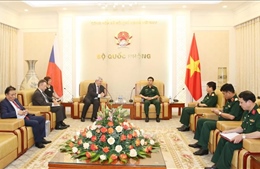 Tổng Tham mưu trưởng Quân đội Nhân dân Việt Nam tiếp Phó Chủ tịch Hạ viện Cộng hòa Séc
