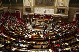 Quốc hội Pháp thông qua kế hoạch đầu tư hạt nhân của chính phủ
