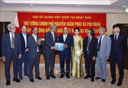 Thủ tướng Nguyễn Xuân Phúc gặp gỡ cộng đồng người Việt Nam tại Nhật Bản