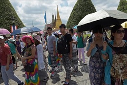 Khó khăn &#39;bủa vây&#39; ngành du lịch Thái Lan
