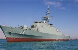 Iran triển khai tàu khu trục tới Vịnh Aden