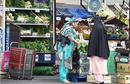 Chính phủ Anh lo ngại tình trạng thiếu thốn hàng hóa thiết yếu