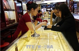 Vàng trồi sụt quanh mốc 42 triệu đồng/lượng