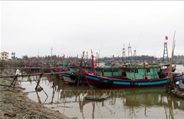 Hà Tĩnh: Thực hiện cấm biển và kêu gọi tàu, thuyền vào nơi trú ẩn an toàn