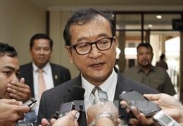 Tòa án Campuchia phát lệnh bắt thủ lĩnh đối lập lưu vong