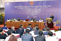 Thủ tướng Nguyễn Xuân Phúc: Lấy doanh nghiệp làm trung tâm, động lực phát triển