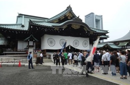 Một bộ trưởng Nhật Bản viếng đền Yasukuni