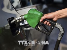 Giá dầu thế giới tăng hơn 1%