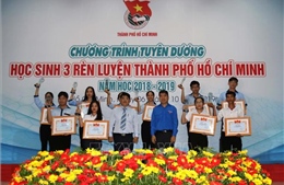 TP Hồ Chí Minh tuyên dương 37 gương điển hình &#39;học sinh 3 rèn luyện&#39; 