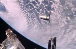 Tàu vận tải Cygnus đưa hàng hóa tiếp tế lên Trạm ISS