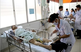 Khẩn trương cứu chữa các nạn nhân vụ lật xe khách tại Bình Thuận 