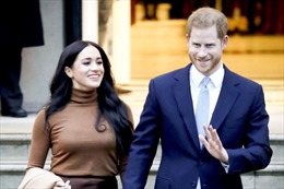 Hoàng tử Anh Harry và Công nương Meghan từ bỏ tước hiệu hoàng gia