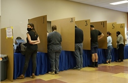 Những điểm bỏ phiếu đầu tiên bắt đầu đóng cửa tại Mỹ