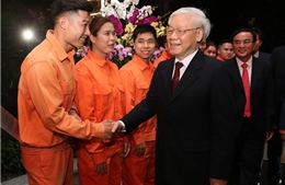 Tổng Bí thư, Chủ tịch nước Nguyễn Phú Trọng thăm và chúc Tết nhiều đơn vị