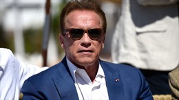 Video ‘Kẻ hủy diệt’ Arnold Schwarzenegger bị tấn công khi thăm Nam Phi