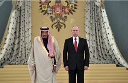 Tổng thống Nga Putin tới Riyadh, bắt đầu thăm chính thức Saudi Arabia