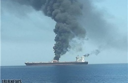 Nổ lớn nhằm vào tàu dầu Iran gần một hải cảng Saudi Arabia