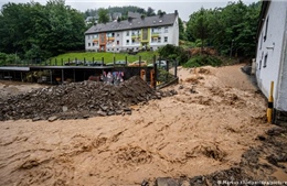 Ít nhất 30 người thương vong trong vụ sập nhà kinh hoàng vì lũ lụt tại Đức