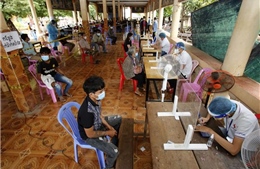 COVID-19 tại ASEAN ngày 19/7: Campuchia nguy cơ bùng đợt dịch mới; Lào kéo dài phong tỏa