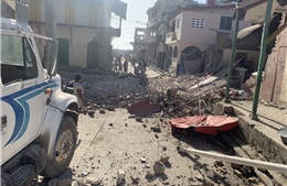 Haiti ban bố tình trạng khẩn cấp sau trận động đất kinh hoàng khiến hàng chục người thiệt mạng 