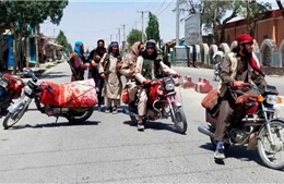 Taliban kiểm soát thêm 2 thành phố chiến lược của Afghanistan, áp sát và cô lập thủ đô Kabul