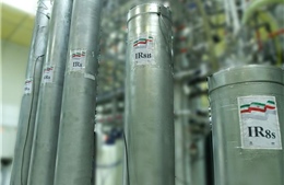 Iran công bố khởi động hàng trăm máy ly tâm làm giàu urani