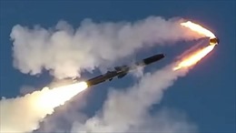 Nga tấn công thủ đô Kiev của Ukraine bằng tên lửa siêu chính xác