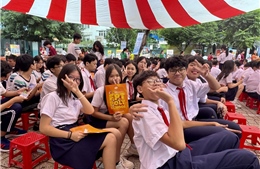 TP Hồ Chí Minh: Các trường bắt đầu hoàn trả tiền BHYT cho học sinh